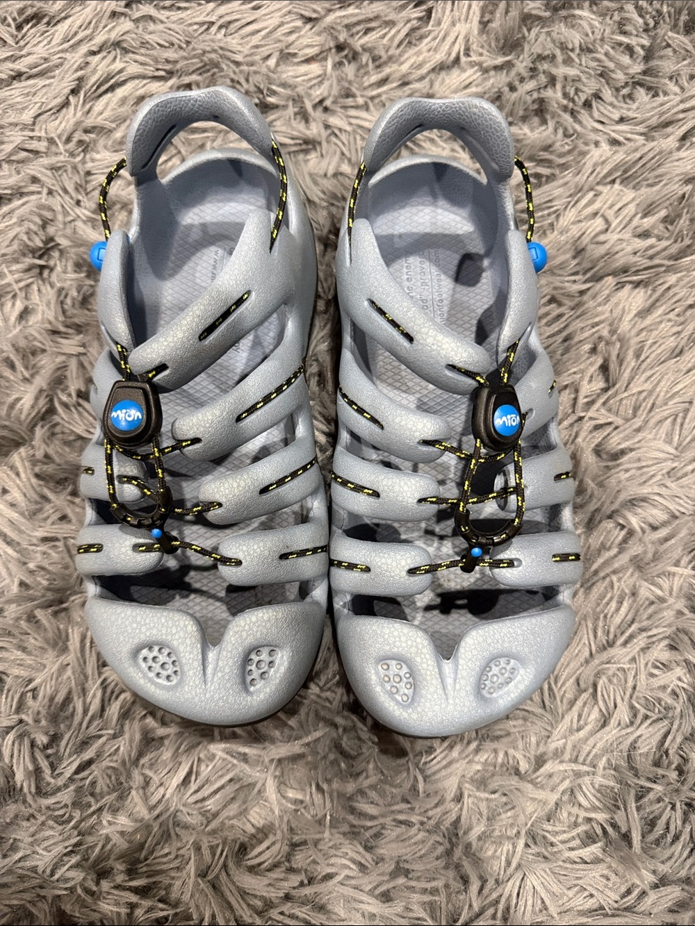 Mion GSR Keen Sandals